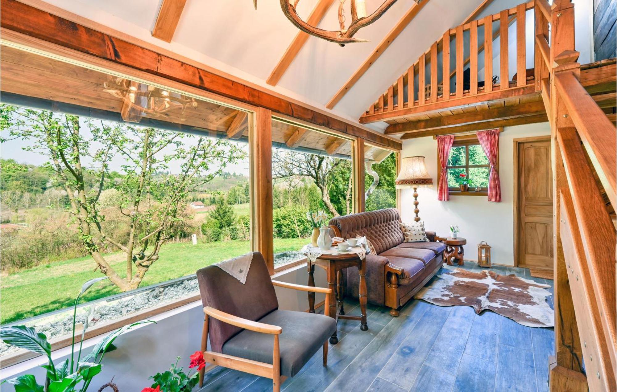 Pet Friendly Home In Varazdin Breg With Jacuzzi Zewnętrze zdjęcie