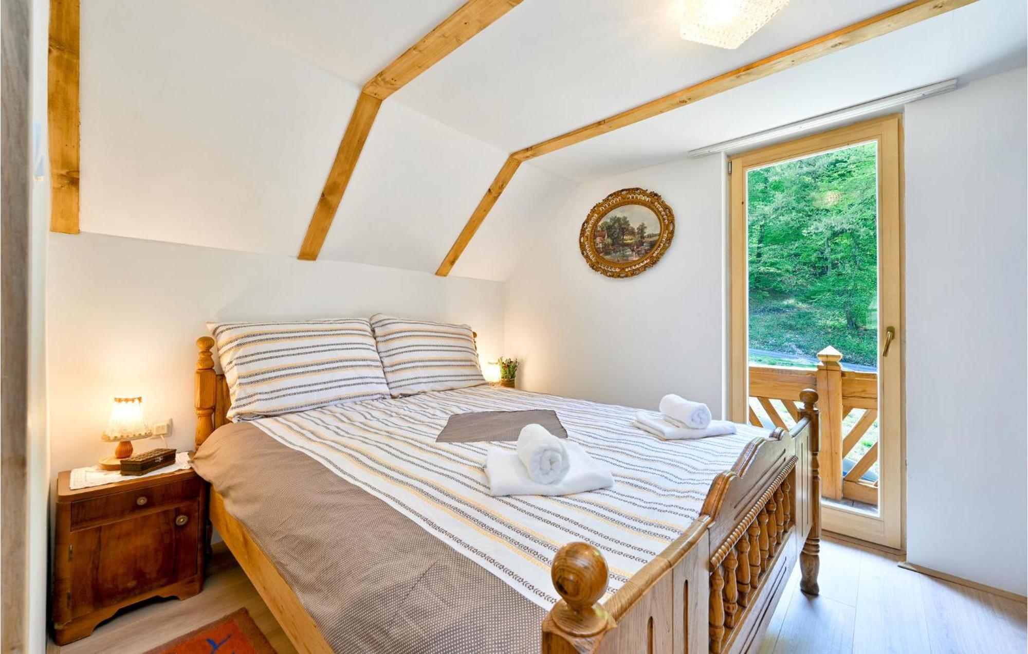 Pet Friendly Home In Varazdin Breg With Jacuzzi Zewnętrze zdjęcie
