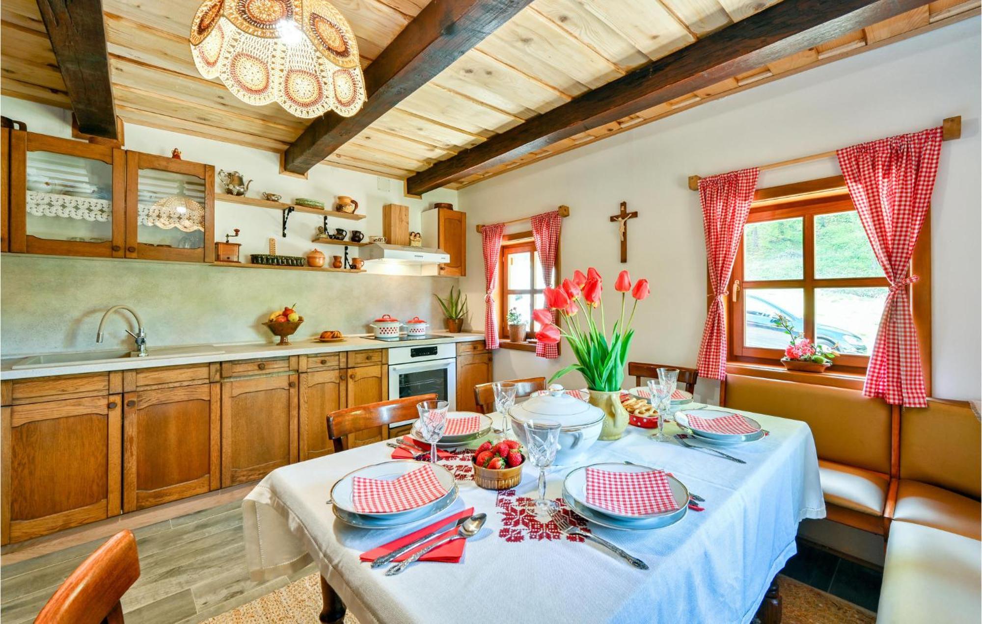 Pet Friendly Home In Varazdin Breg With Jacuzzi Zewnętrze zdjęcie